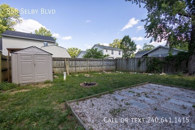 Building Photo - 858 Selby Blvd