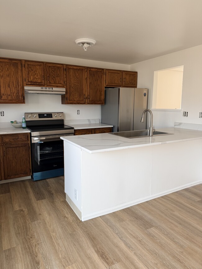 Building Photo - 10418 Jellison Way