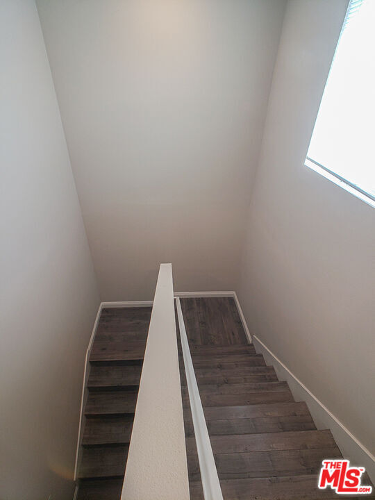 Building Photo - 963 N Wilton Pl