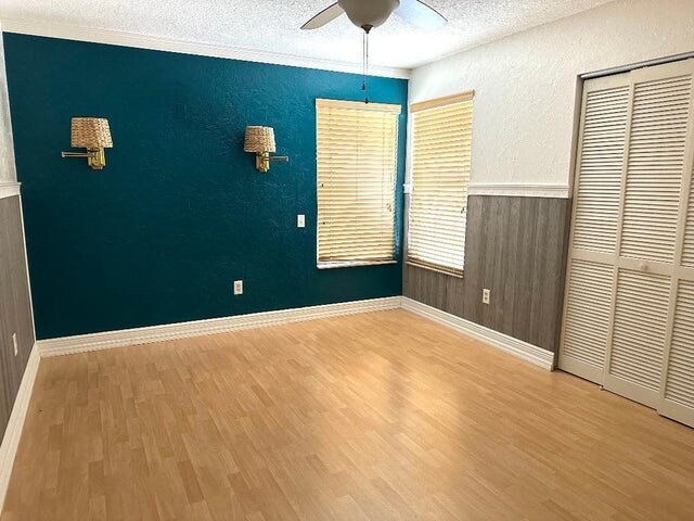 Building Photo - 8095 Burlington Ct