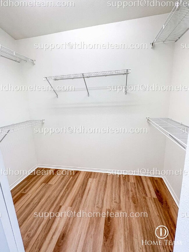 Building Photo - "Spacious 4-Bedroom Home with 2.5 Baths in Renton – 2030 Sq. Ft. of Comfort & Style!"