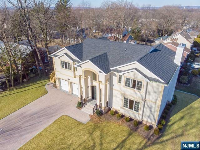 Building Photo - 223 Hillcrest Dr