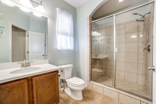 Building Photo - Now Available! Beautiful Stillwater Home with Downstairs Guest Suite