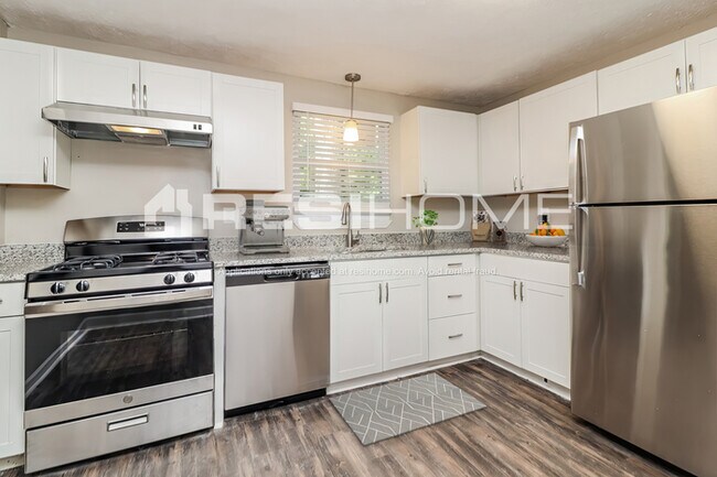 Building Photo - 4750 White Oak Trail