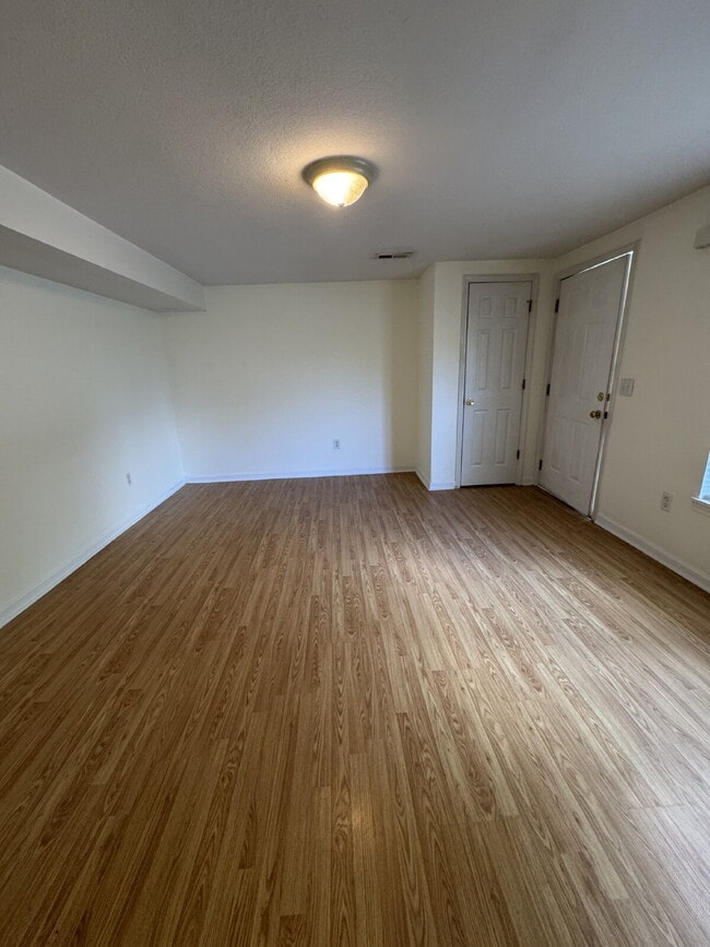 Building Photo - 1416 Highland Ave