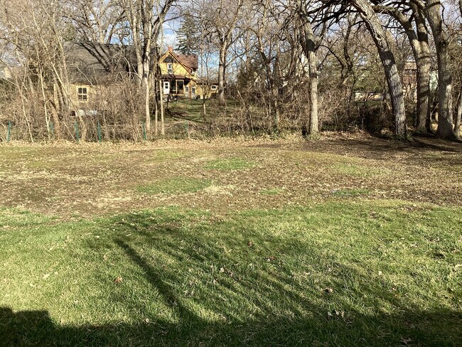 Building Photo - 155 Seymour Ave