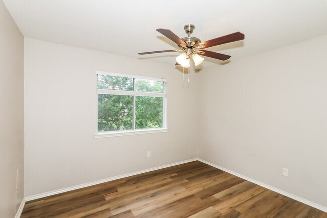 Building Photo - 12807 Colony Heath Ln