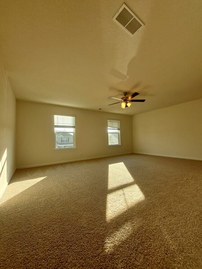Building Photo - 12032 Sweet Almond Ln