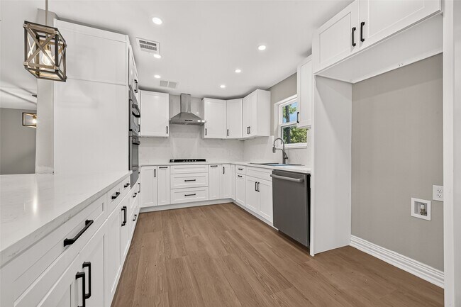 Building Photo - 1722 Shannon Valley Dr