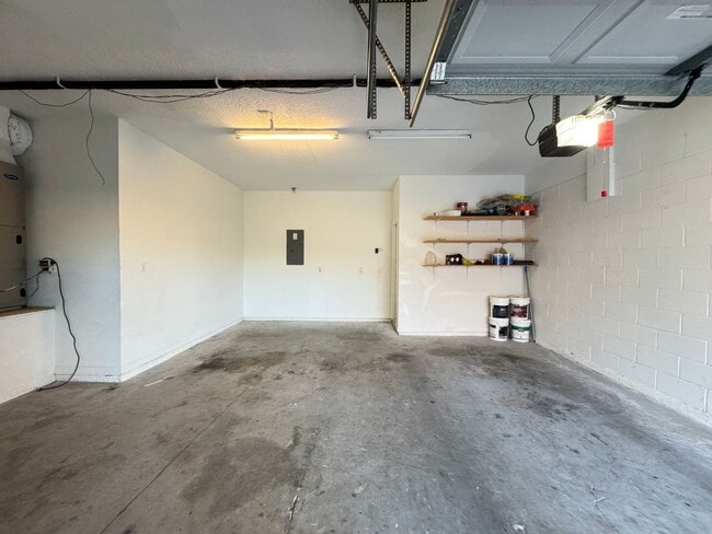 Building Photo - Spacious 4-Bedroom Home with Private Pool and Modern Comforts