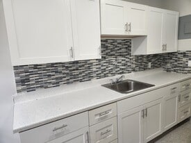 Building Photo - 1922 Taylor St