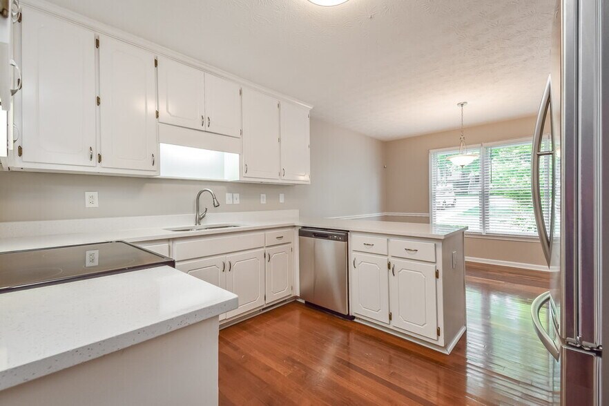 Building Photo - 120 Brookhaven Ln
