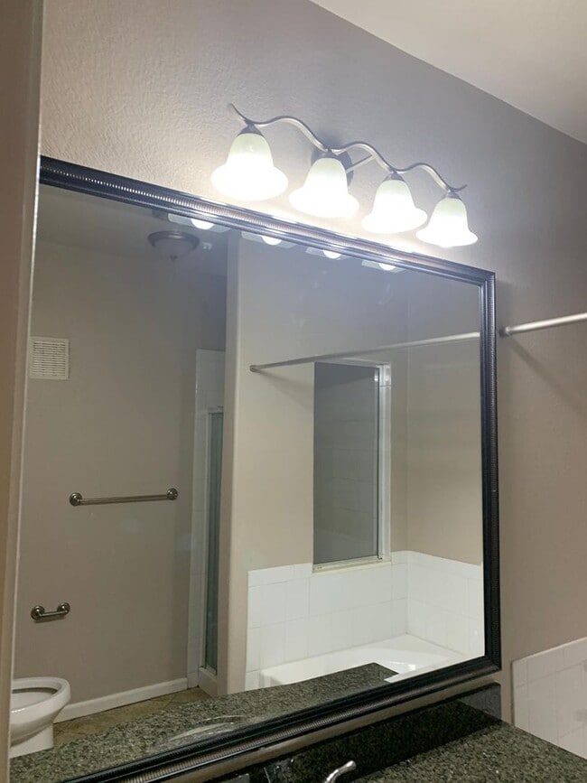 Building Photo - Beautiful 3 bedroom Condo in Summerlin- 2 weeks Free!!