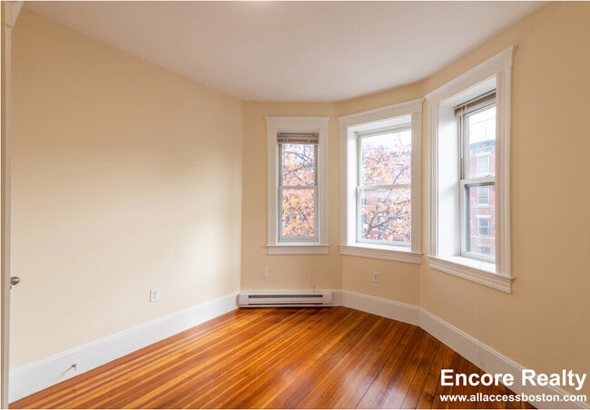 Building Photo - 887 Huntington Ave