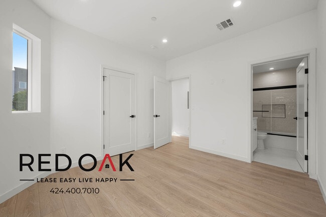 Building Photo - 415 N La Fayette Park Pl