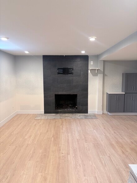 Building Photo - 3901 N Kiska St
