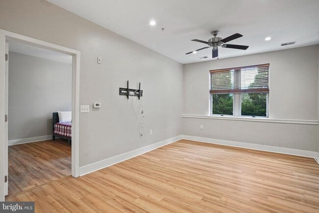 Building Photo - 1800 Wilson Blvd