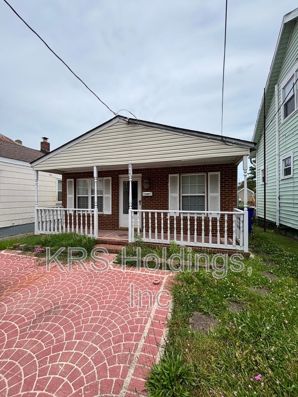 Primary Photo - 806 Whitehead Ave