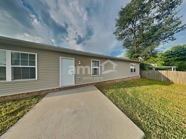 Building Photo - 1667 Antebellum Dr