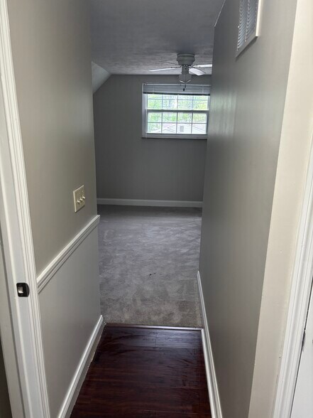 Building Photo - 1602 Vilardo Ln
