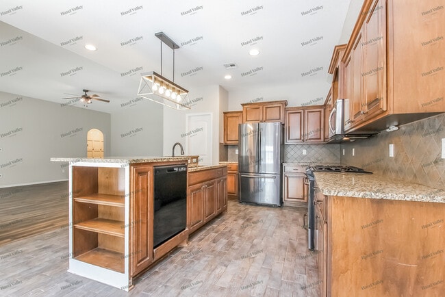 Building Photo - 13688 S 86th E Ave