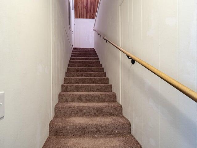 Building Photo - 655 Torrey Pines Dr