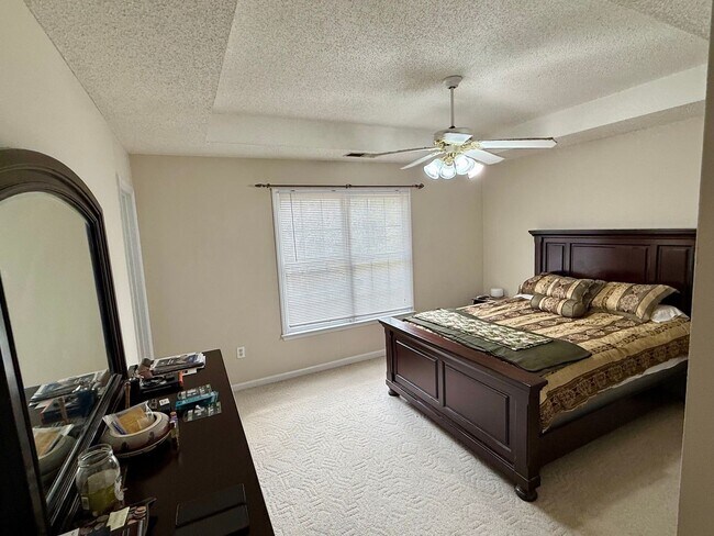 Building Photo - Charming 3BR Home Across from Barnett Shoals Elementary