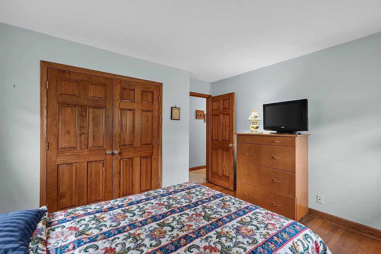 Building Photo - W154N6431 Marvel Dr