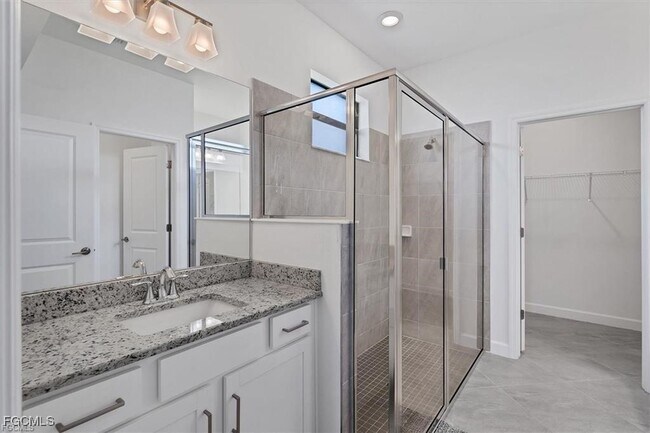 Building Photo - 14003 Pine Lodge Ln