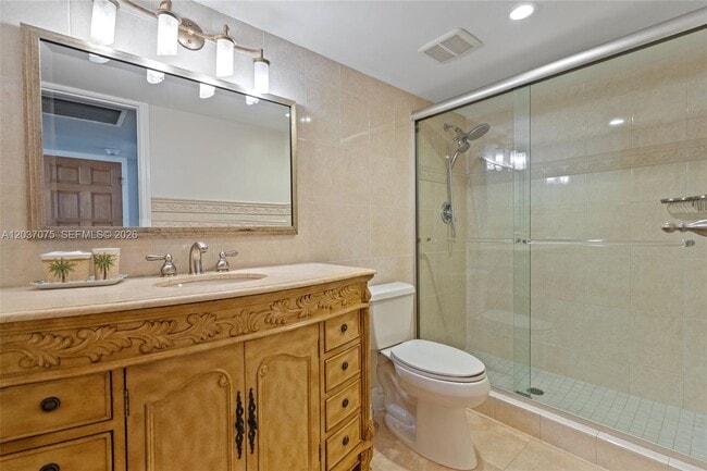 Building Photo - 1 Las Olas Cir