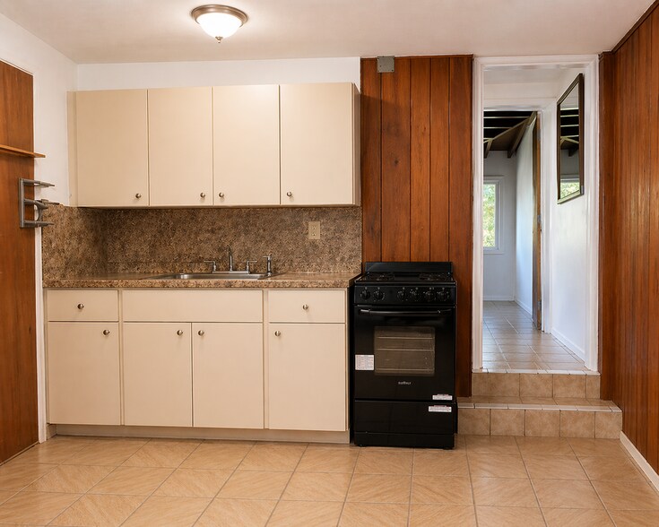 Building Photo - 1355 NE 129th St