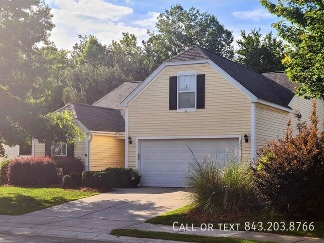 Primary Photo - 1322 Palm Cove Dr