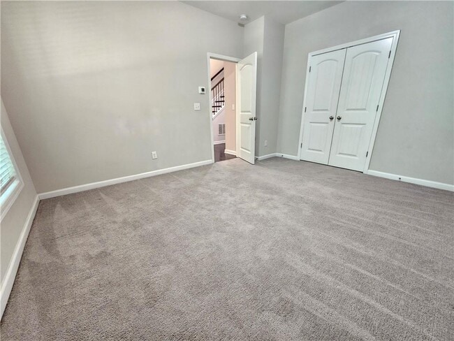 Building Photo - 871 Sunset Park Dr