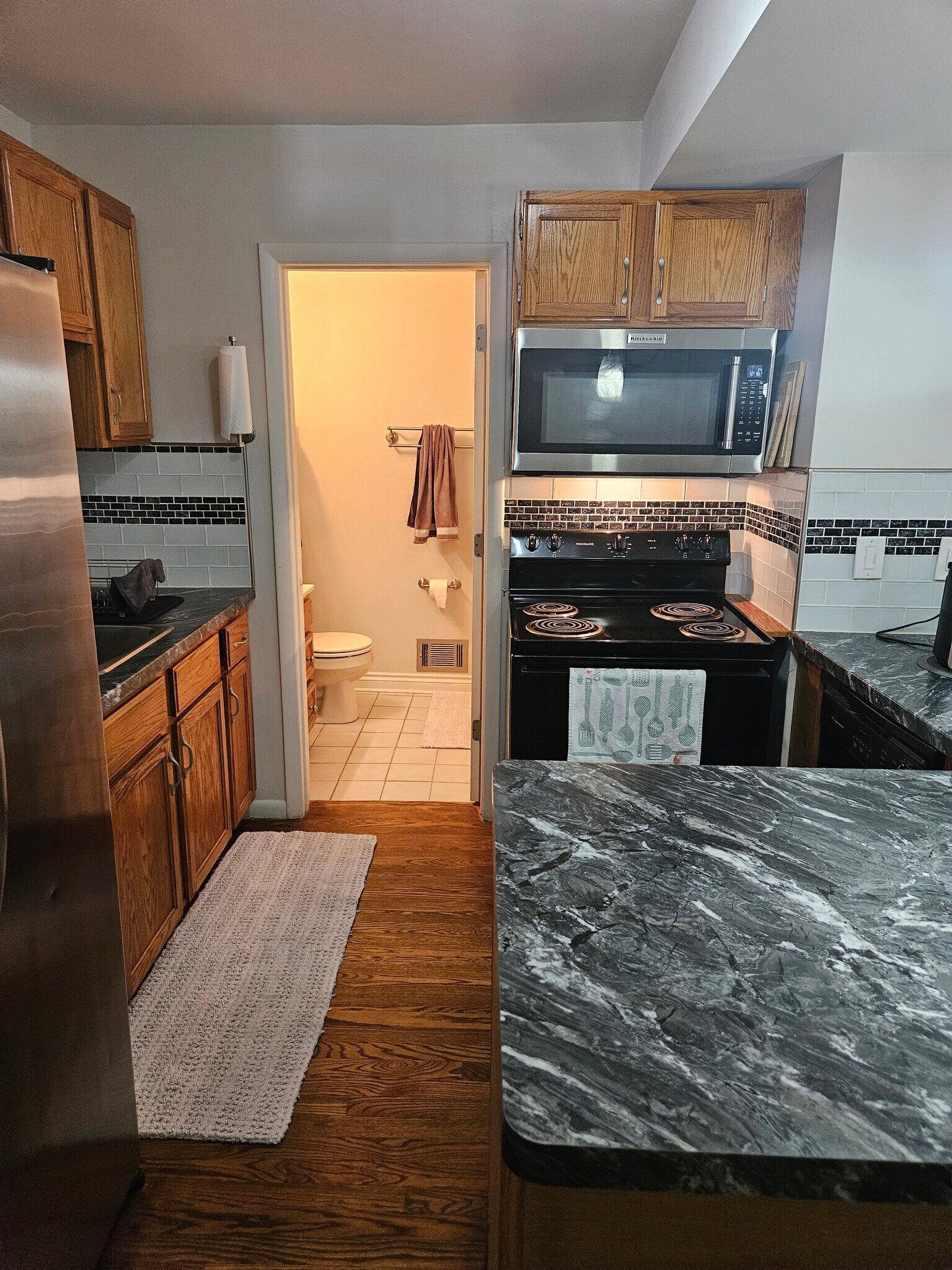 Kitchen - 102 Spring St