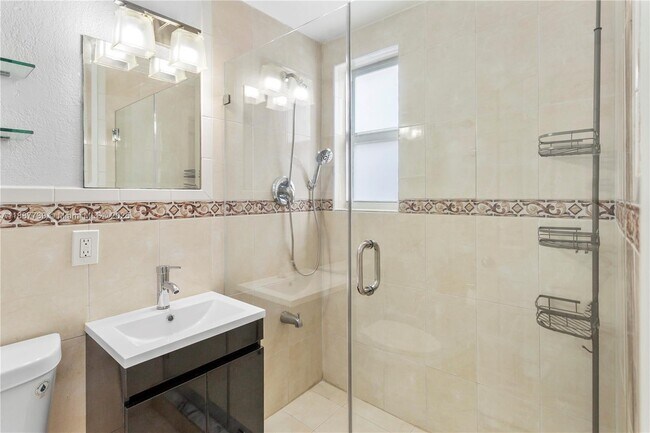 Building Photo - 6330 SW 79th St