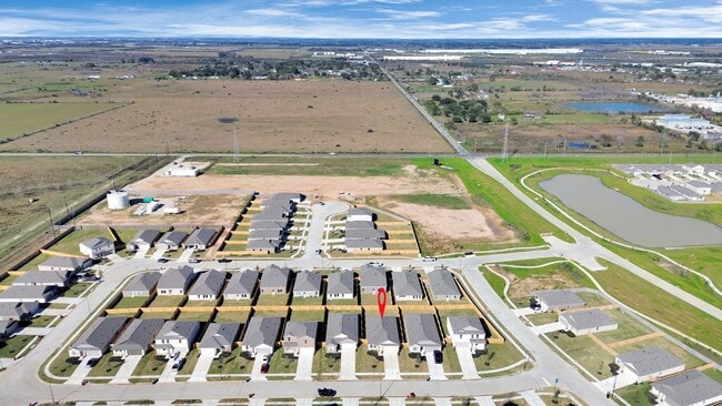 Building Photo - 29010 Pearl Barley Wy