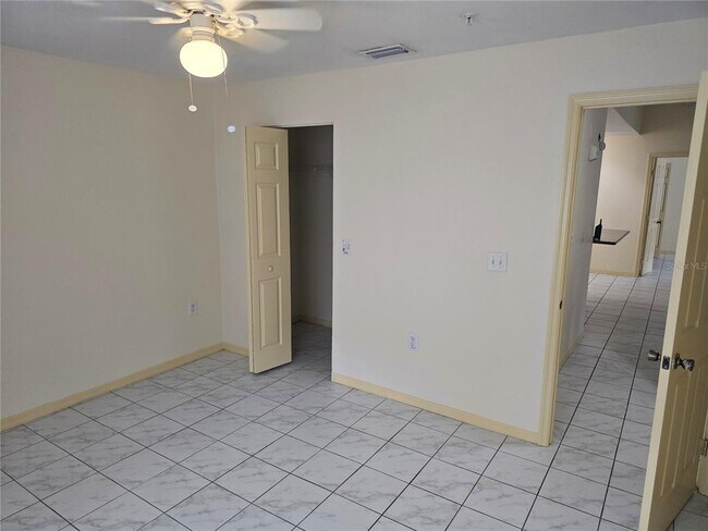 Building Photo - 7428 Vista Way