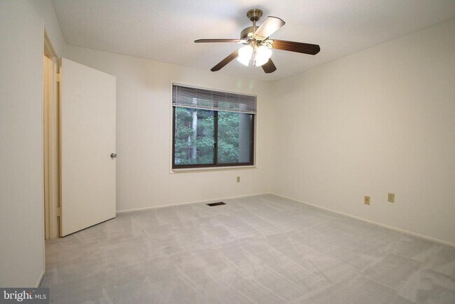 Building Photo - 2238 White Cornus Ln