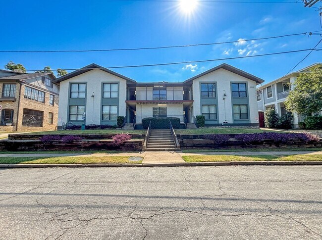 Interior Photo - 808 Blaylock Dr