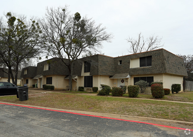 Building Photo - South Fork Townhomes