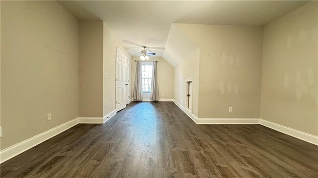 Building Photo - 140 Wind Flower Ct