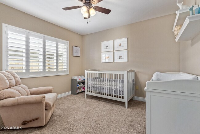 Building Photo - 2032 E Pegasus Dr