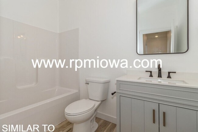 Building Photo - NEW CONSTRUCTION!! 4 Bed, 3 Bath Home in Urbandale