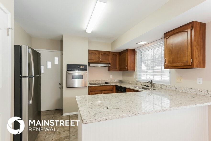 Building Photo - 14729 Airelle Ct