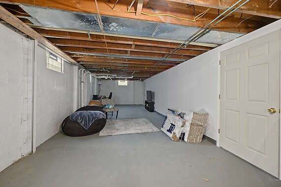 Building Photo - 9834 Tollgate Ln