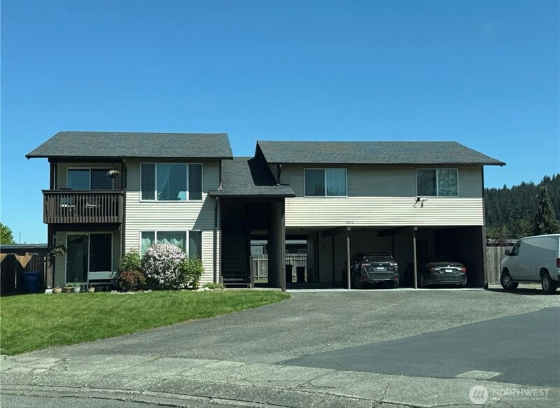 Building Photo - 15715 63rd St Ct E