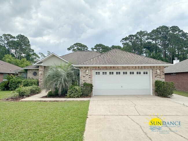 Primary Photo - Freshly Painted 3 Bedroom Home in Navarre!