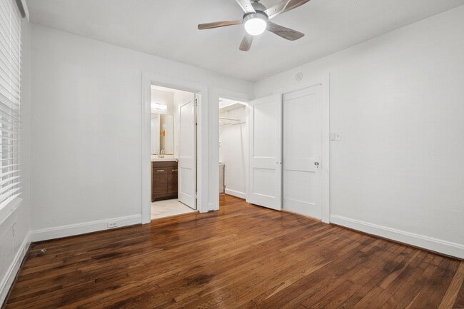 Building Photo - Charming 1 Bedroom, 1 Bathroom Duplex in O...