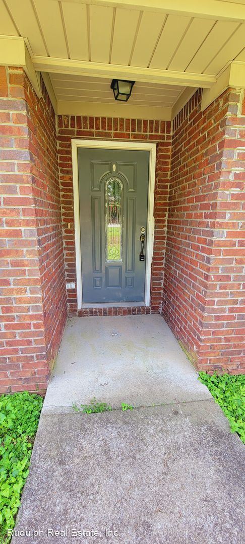 Building Photo - 3 br, 2 bath House - 1806 Butler Rd