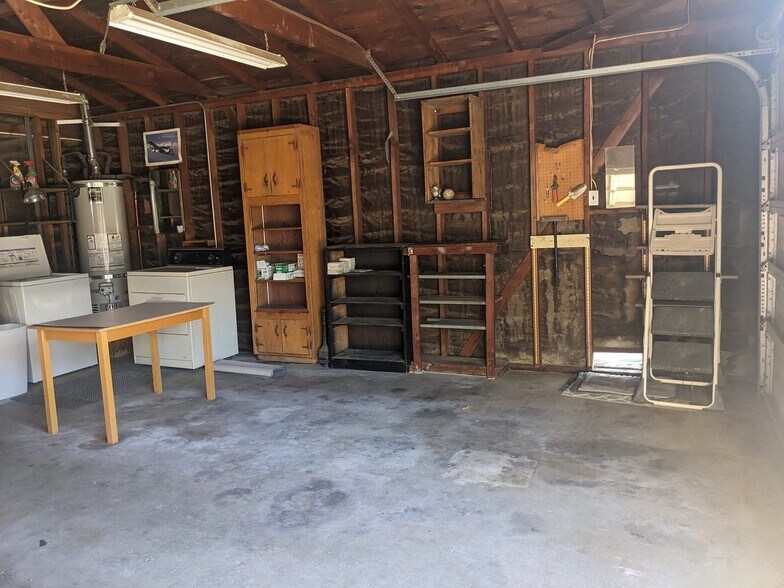 Building Photo - 3161 W Swift Ave